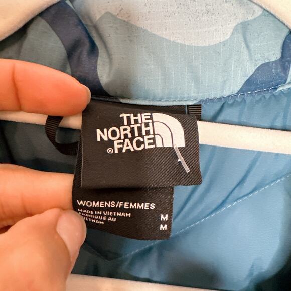 THE NORTH FACE Alpz 2.0 Down Puffer Vest Mallard Blue Camouflage | Medium - Picture 12 of 13